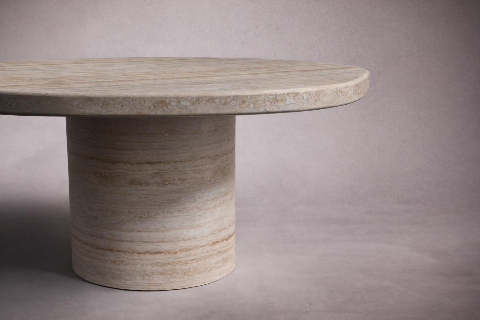 Couchtisch Viola aus Travertin