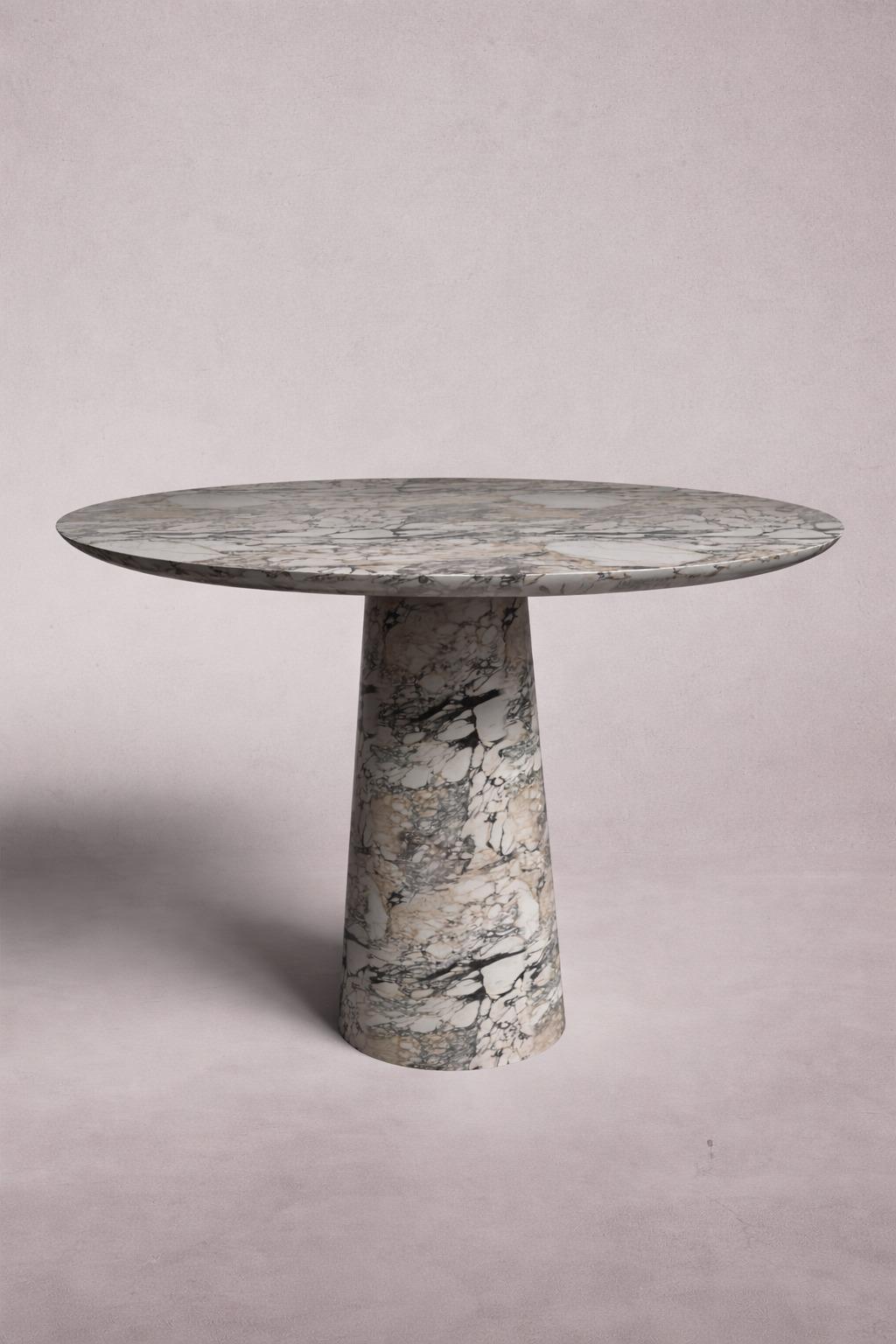 Essence Calacatta Viola Marble Round Table