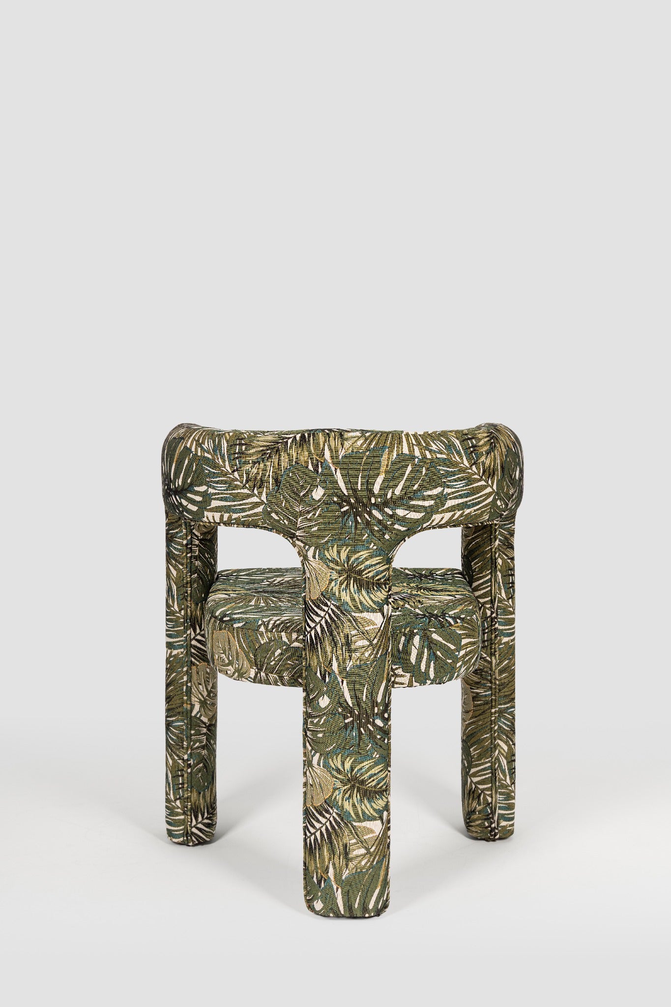 luxury dining chair. custom dining chair. modern dining chair. sculptural dining chair. designer dining chair. high end dining chair. contemporary dining chair. bespoke dining chair. premium seating. architectural dining chair. dining chair. custom luxury dining chair USA. made to order dining chairs. modern sculptural dining chair. high end custom seating for interior designers. luxury restaurant dining chairs.