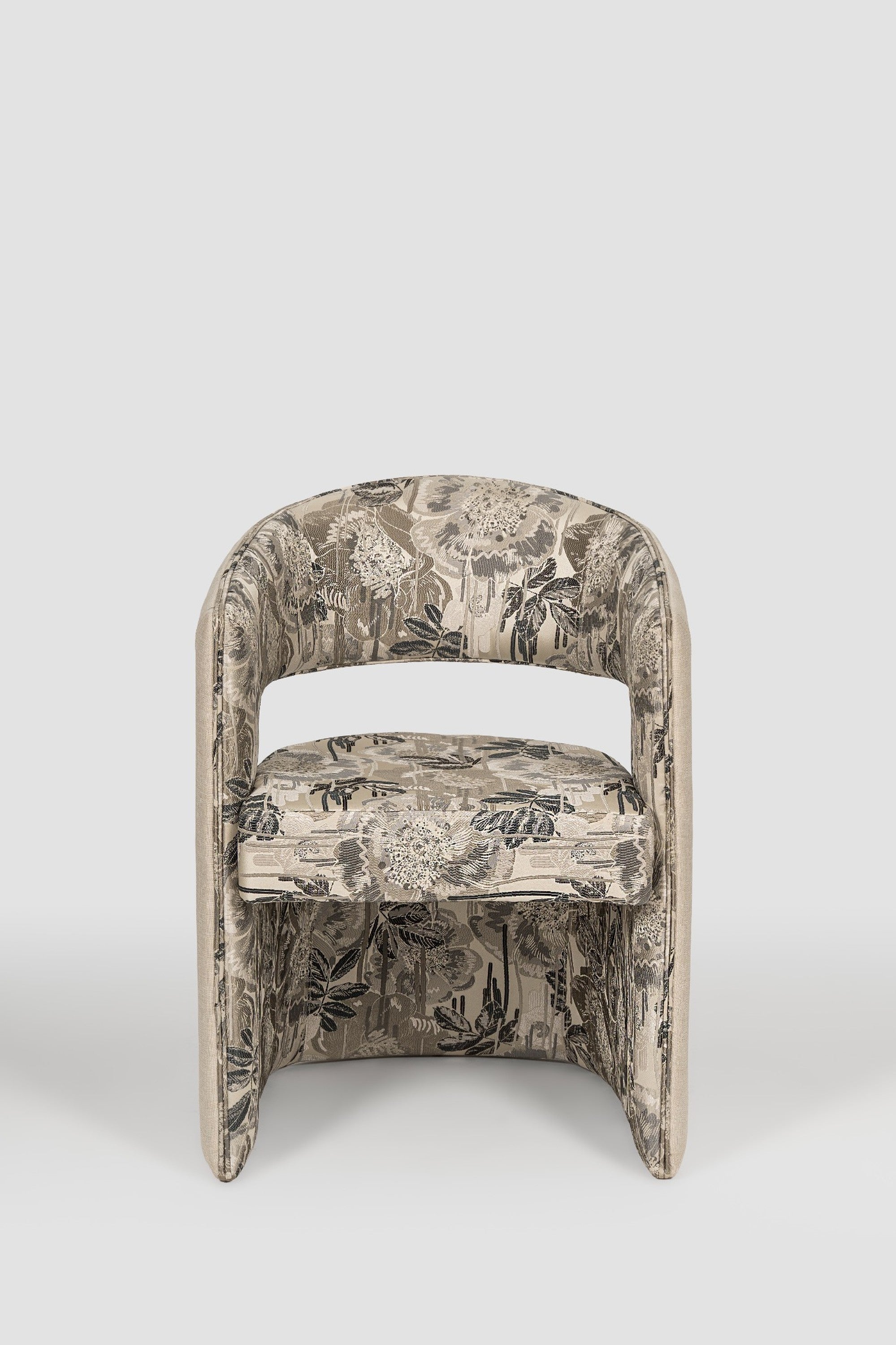 luxury dining chair. custom dining chair. modern dining chair. sculptural dining chair. designer dining chair. high end dining chair. contemporary dining chair. bespoke dining chair. premium seating. architectural dining chair. dining chair. custom luxury dining chair USA. made to order dining chairs. modern sculptural dining chair. high end custom seating for interior designers. luxury restaurant dining chairs.