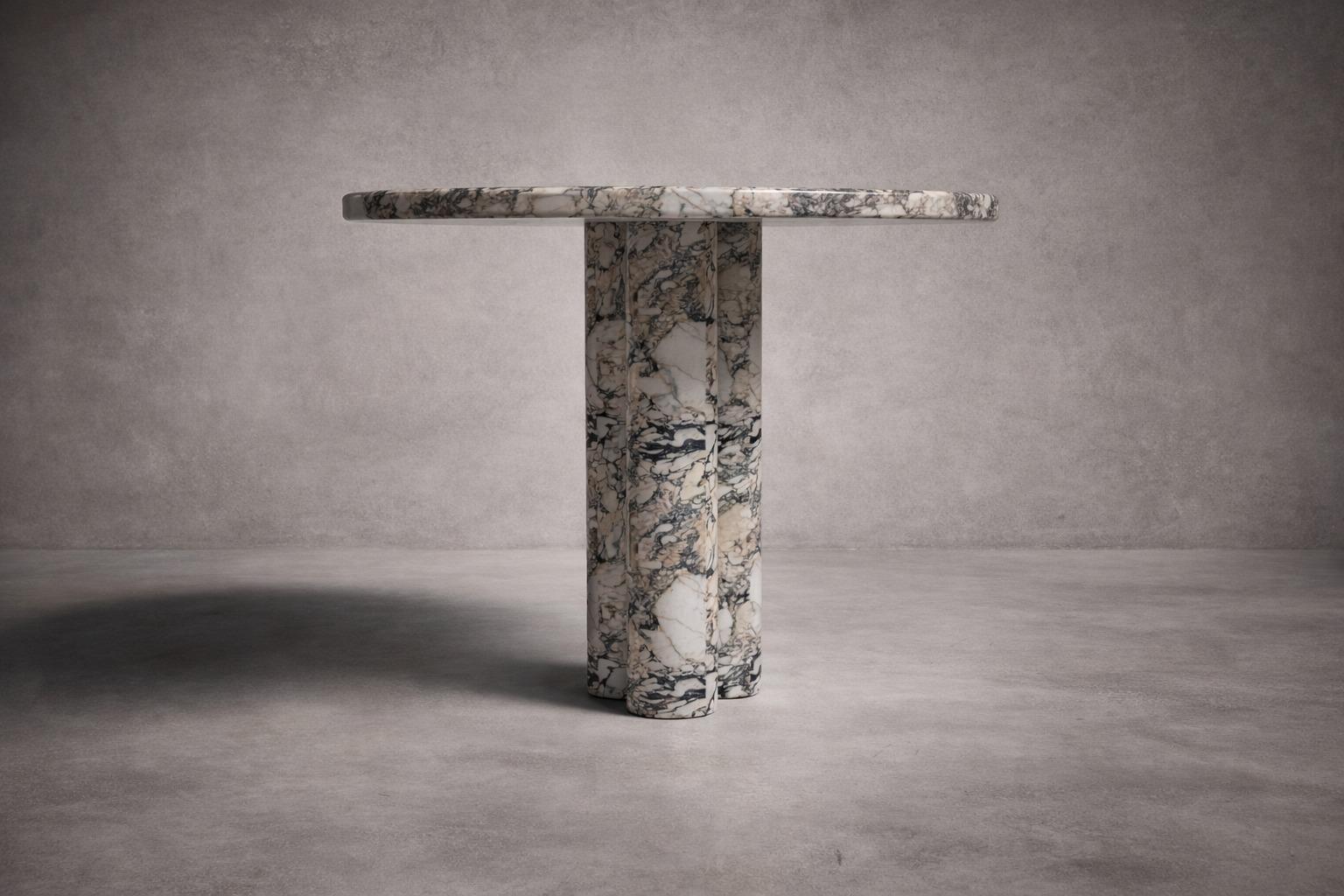 Zade Calacatta Viola Marble Round Table