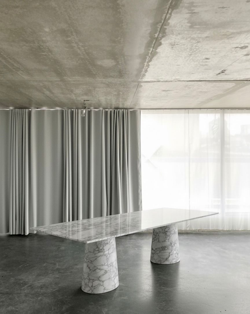 arabescato marble dining table. rectangular marble dining table. white marble dining table. white marble living room table. marble dining table.