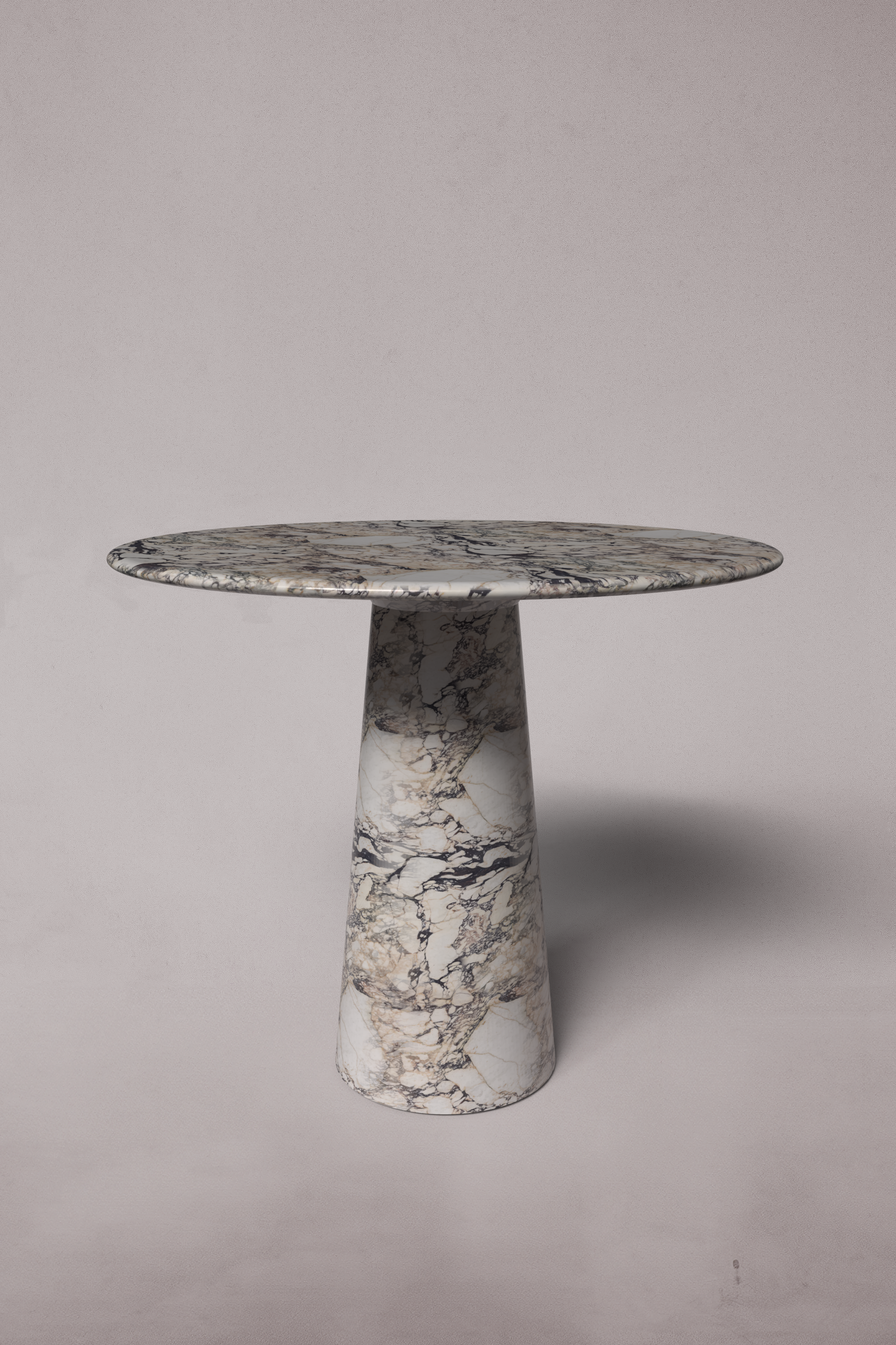 Le Cou Calacatta Viola Marble Round Table