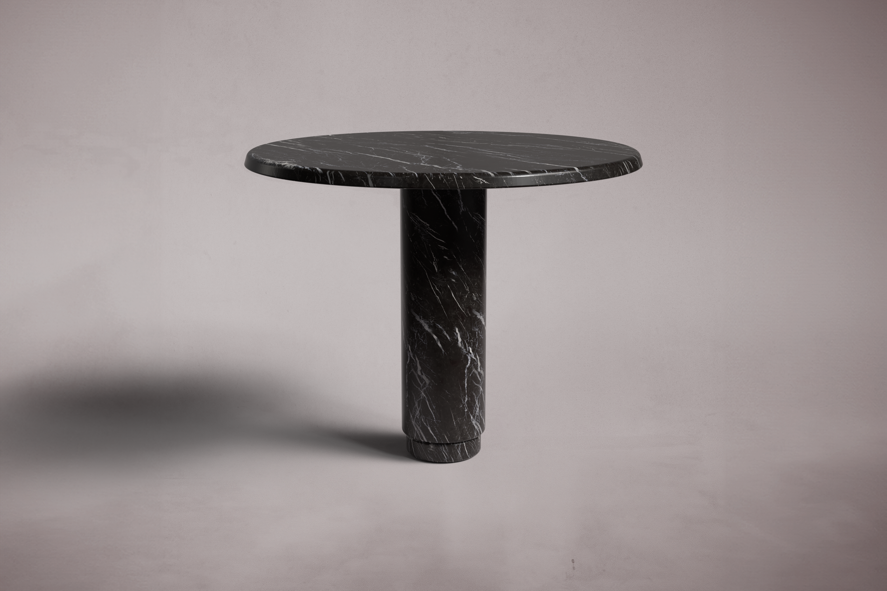 Maryluo Black Marble Round Table