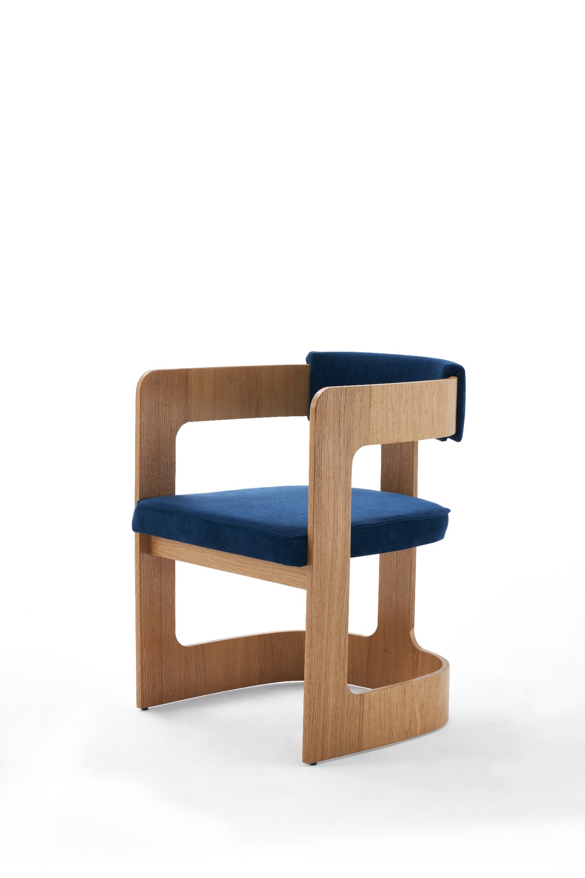 luxury dining chair. custom dining chair. modern dining chair. sculptural dining chair. designer dining chair. high end dining chair. contemporary dining chair. bespoke dining chair. premium seating. architectural dining chair. dining chair. custom luxury dining chair USA. made to order dining chairs. modern sculptural dining chair. high end custom seating for interior designers. luxury restaurant dining chairs.