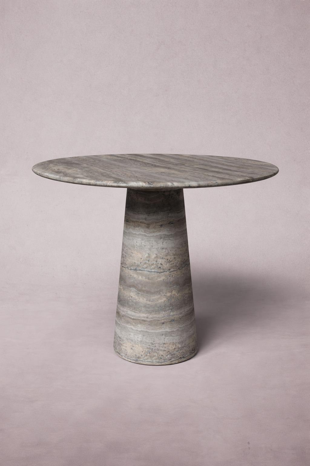 Le Cou Runder Tisch aus Silver Travertin