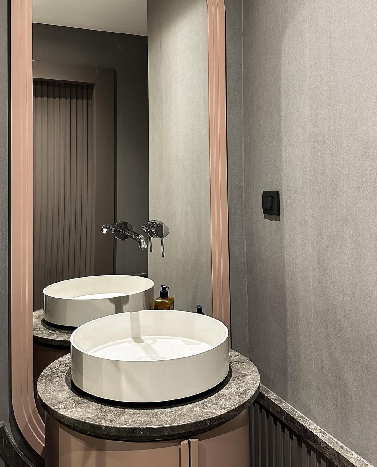 Our Custom Project For Interior Designer - Agora, Rolex & Pinkwave Marble – A Luxurious Choice for Custom Bathroom Design