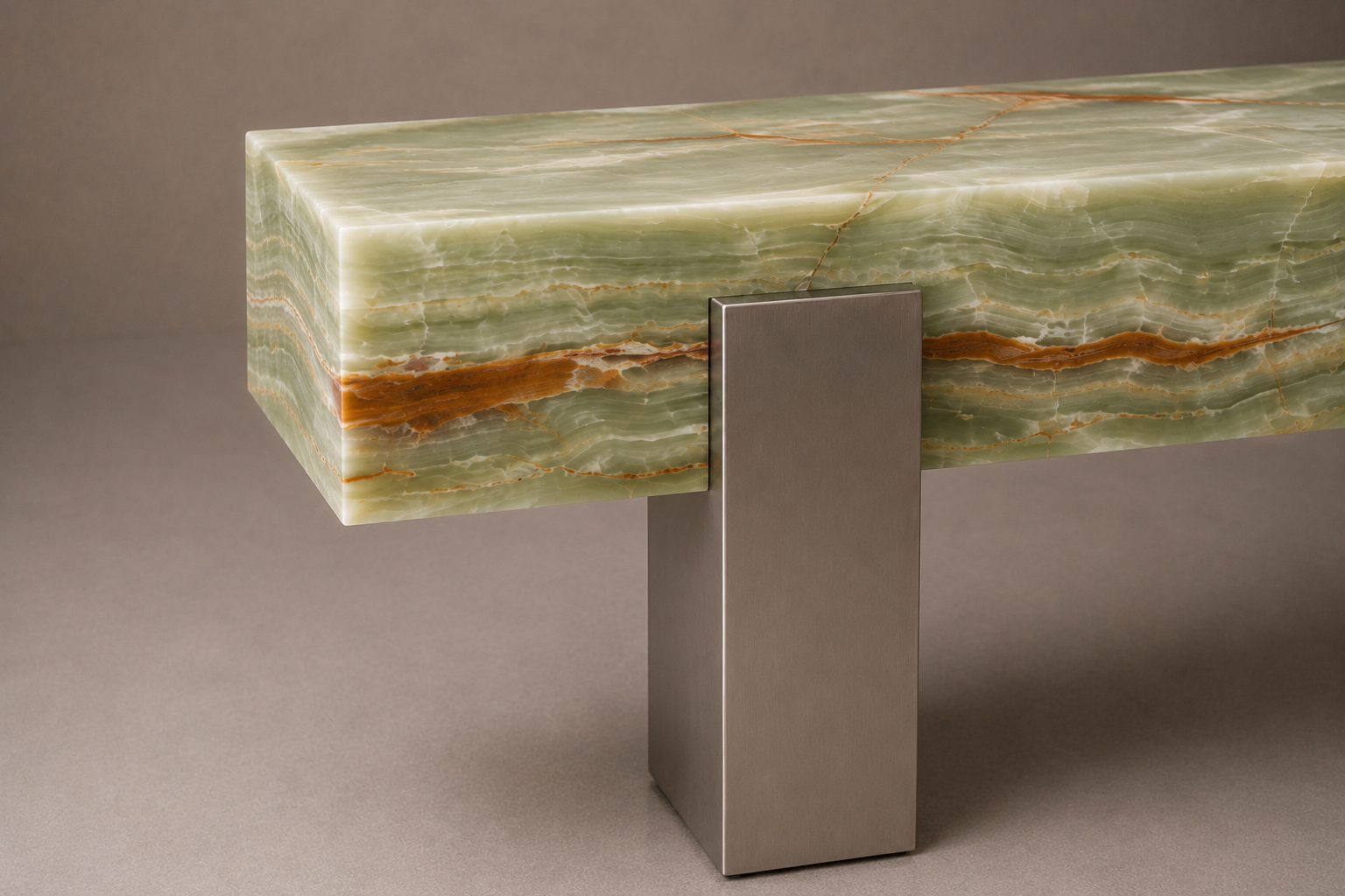 Gamme Konsolentisch aus Calacatta Viola Marmor