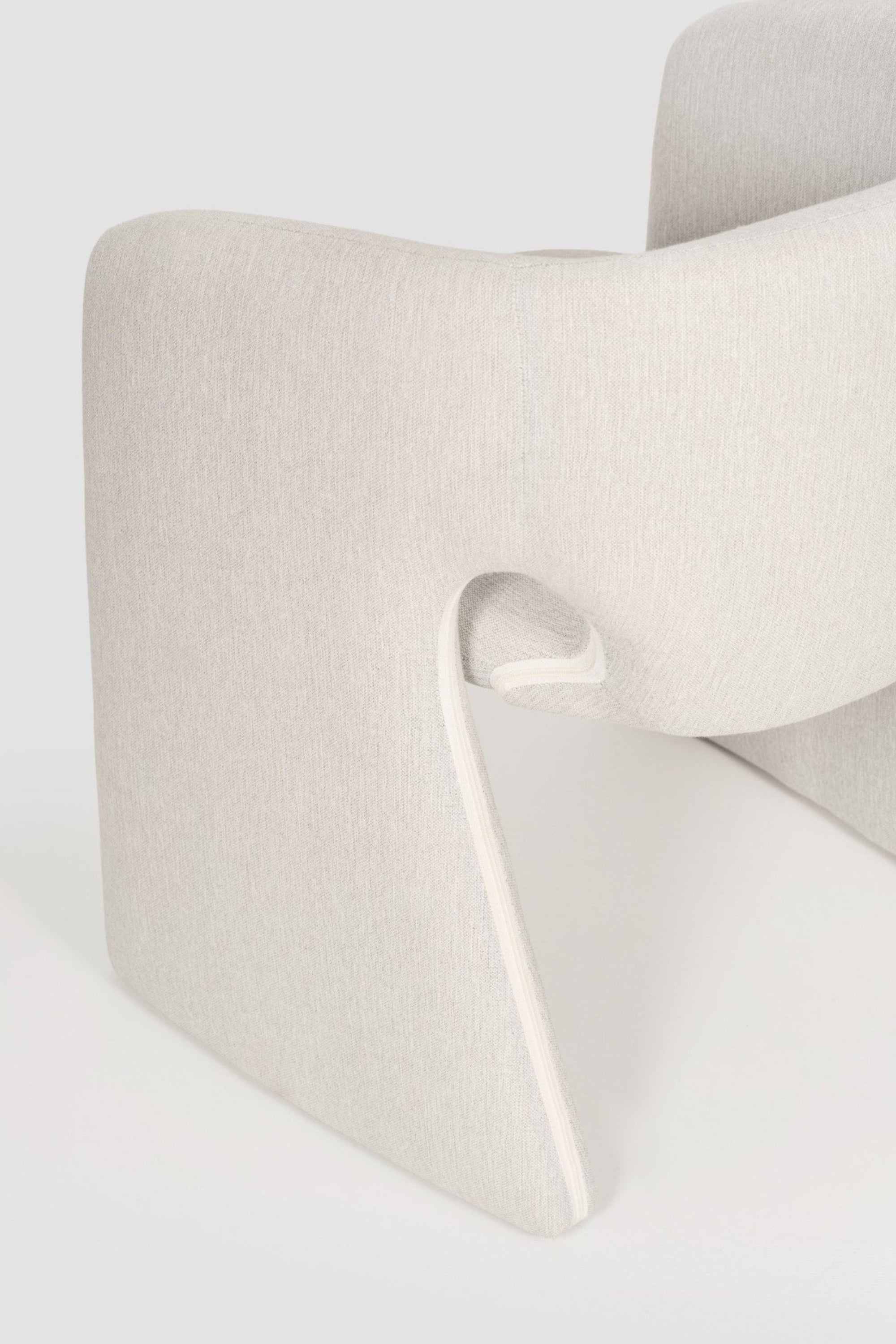 luxury dining chair. custom dining chair. modern dining chair. sculptural dining chair. designer dining chair. high end dining chair. contemporary dining chair. bespoke dining chair. premium seating. architectural dining chair. dining chair. custom luxury dining chair USA. made to order dining chairs. modern sculptural dining chair. high end custom seating for interior designers. luxury restaurant dining chairs.