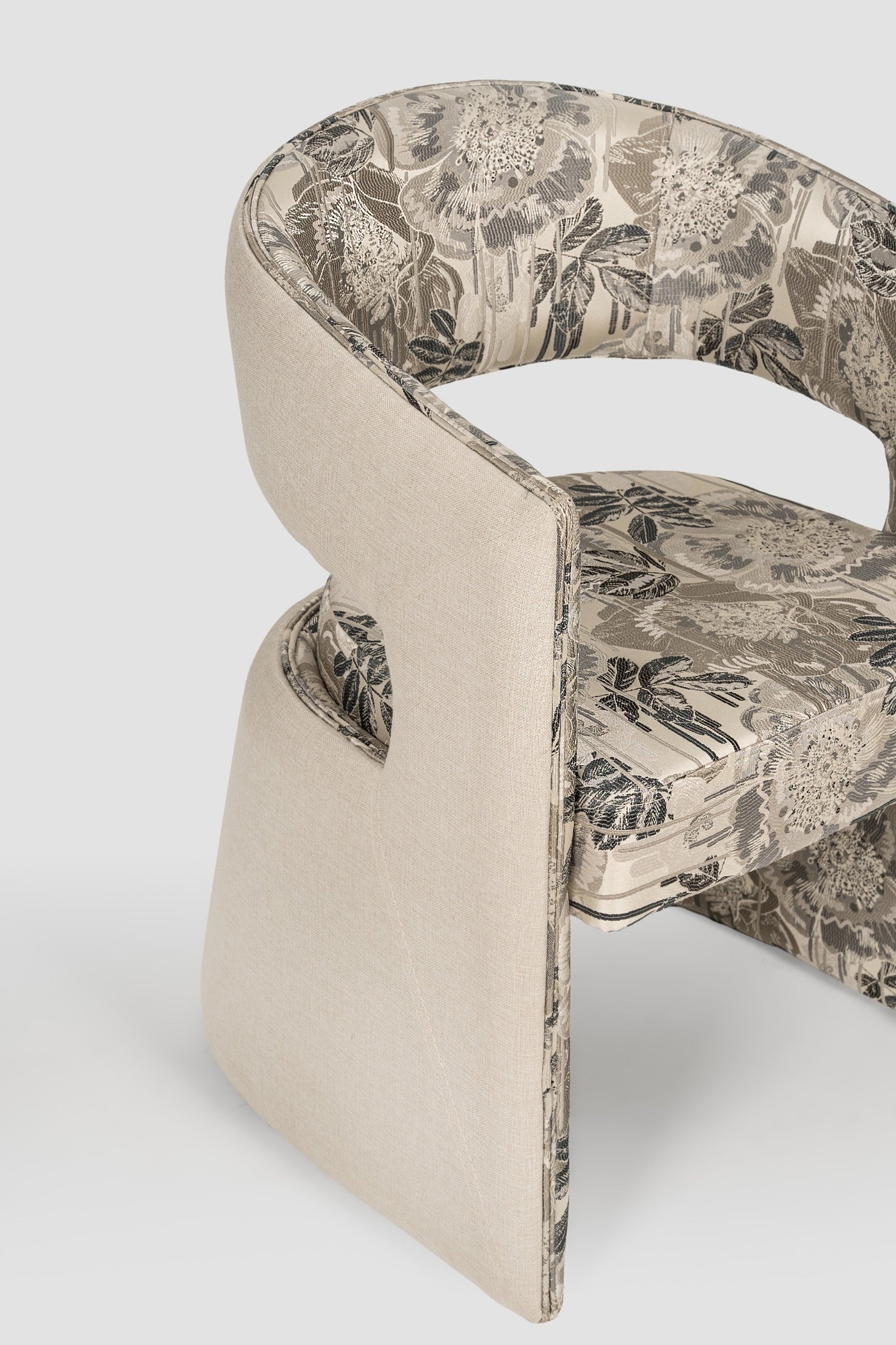 luxury dining chair. custom dining chair. modern dining chair. sculptural dining chair. designer dining chair. high end dining chair. contemporary dining chair. bespoke dining chair. premium seating. architectural dining chair. dining chair. custom luxury dining chair USA. made to order dining chairs. modern sculptural dining chair. high end custom seating for interior designers. luxury restaurant dining chairs.