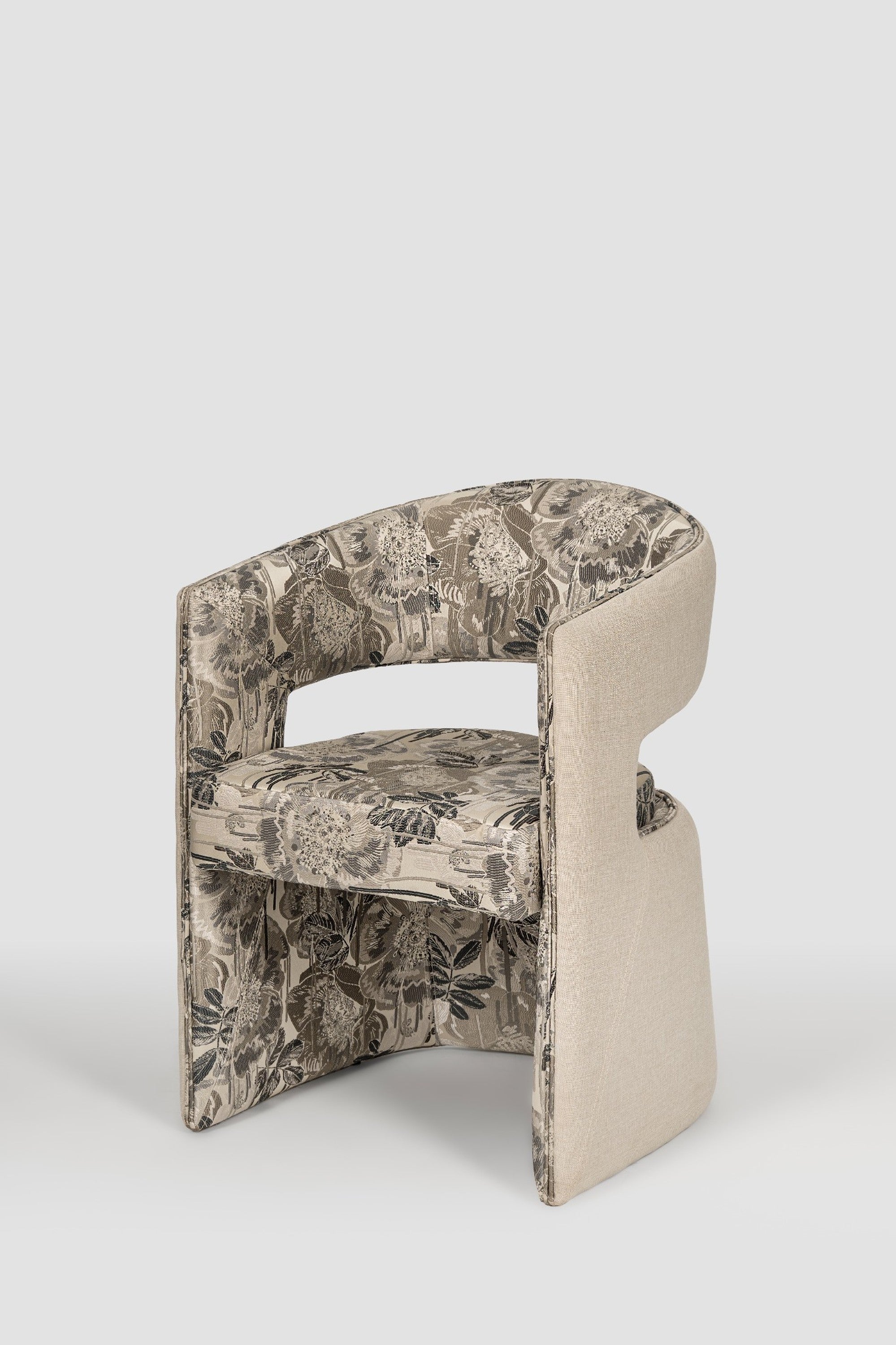 luxury dining chair. custom dining chair. modern dining chair. sculptural dining chair. designer dining chair. high end dining chair. contemporary dining chair. bespoke dining chair. premium seating. architectural dining chair. dining chair. custom luxury dining chair USA. made to order dining chairs. modern sculptural dining chair. high end custom seating for interior designers. luxury restaurant dining chairs.