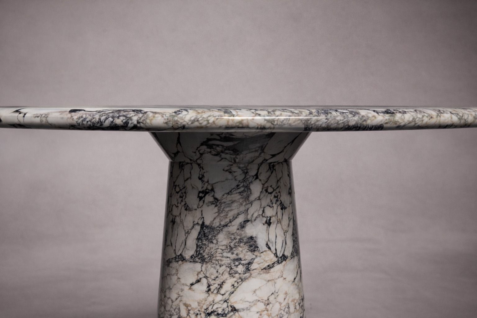 Le Cou Calacatta Viola Marmor Runder Tisch