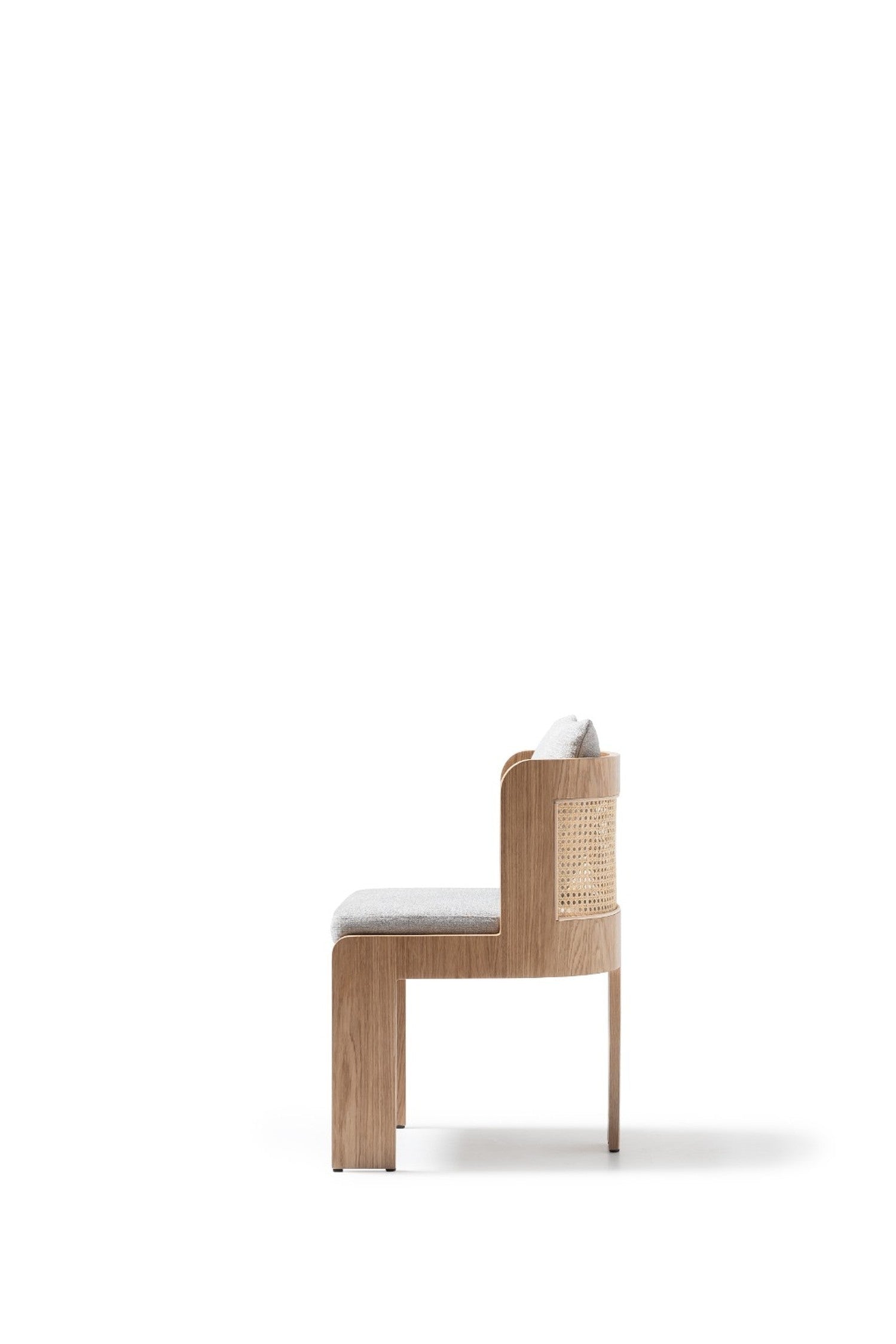 luxury dining chair. custom dining chair. modern dining chair. sculptural dining chair. designer dining chair. high end dining chair. contemporary dining chair. bespoke dining chair. premium seating. architectural dining chair. dining chair. custom luxury dining chair USA. made to order dining chairs. modern sculptural dining chair. high end custom seating for interior designers. luxury restaurant dining chairs.